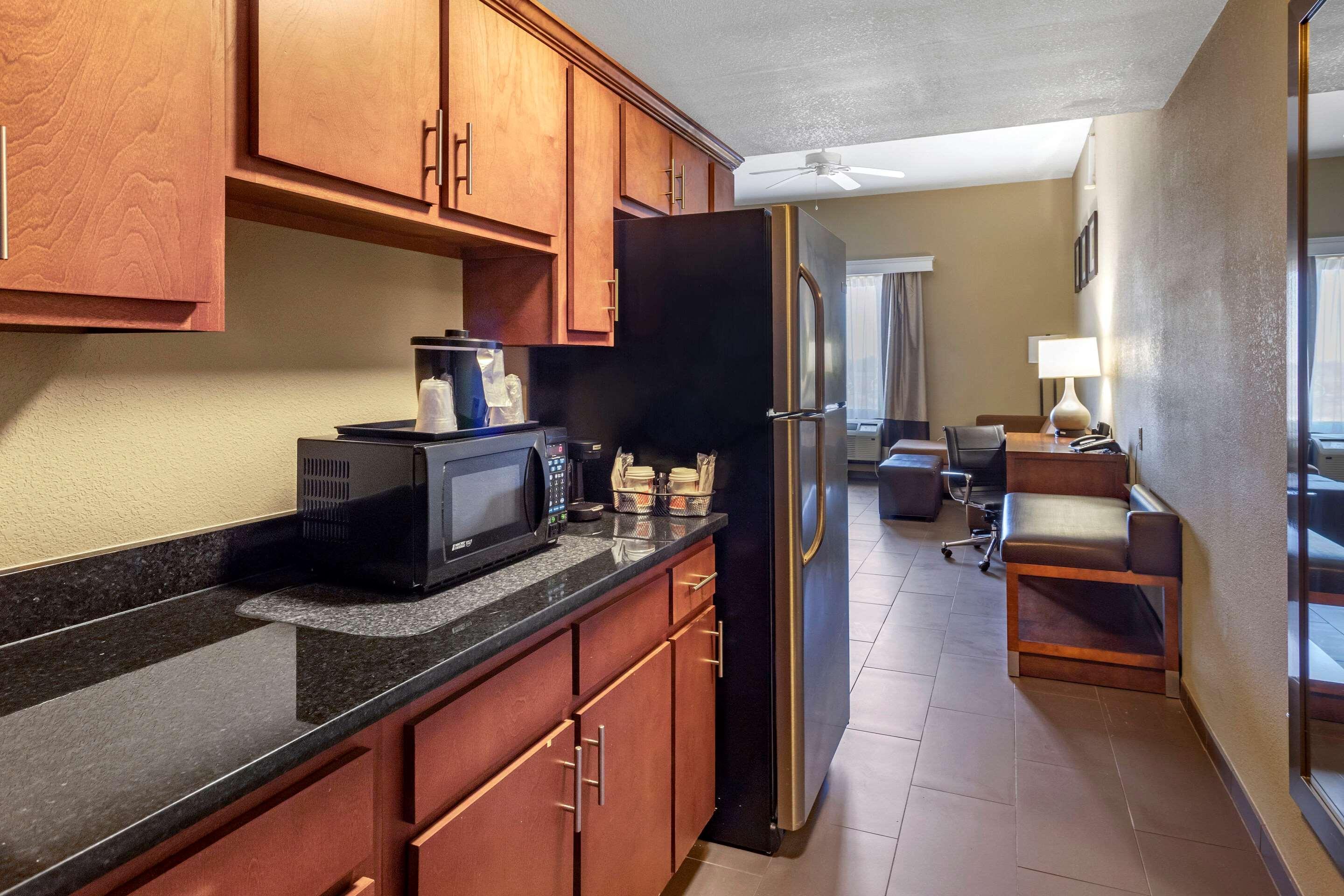 Comfort Suites Batesville Extérieur photo