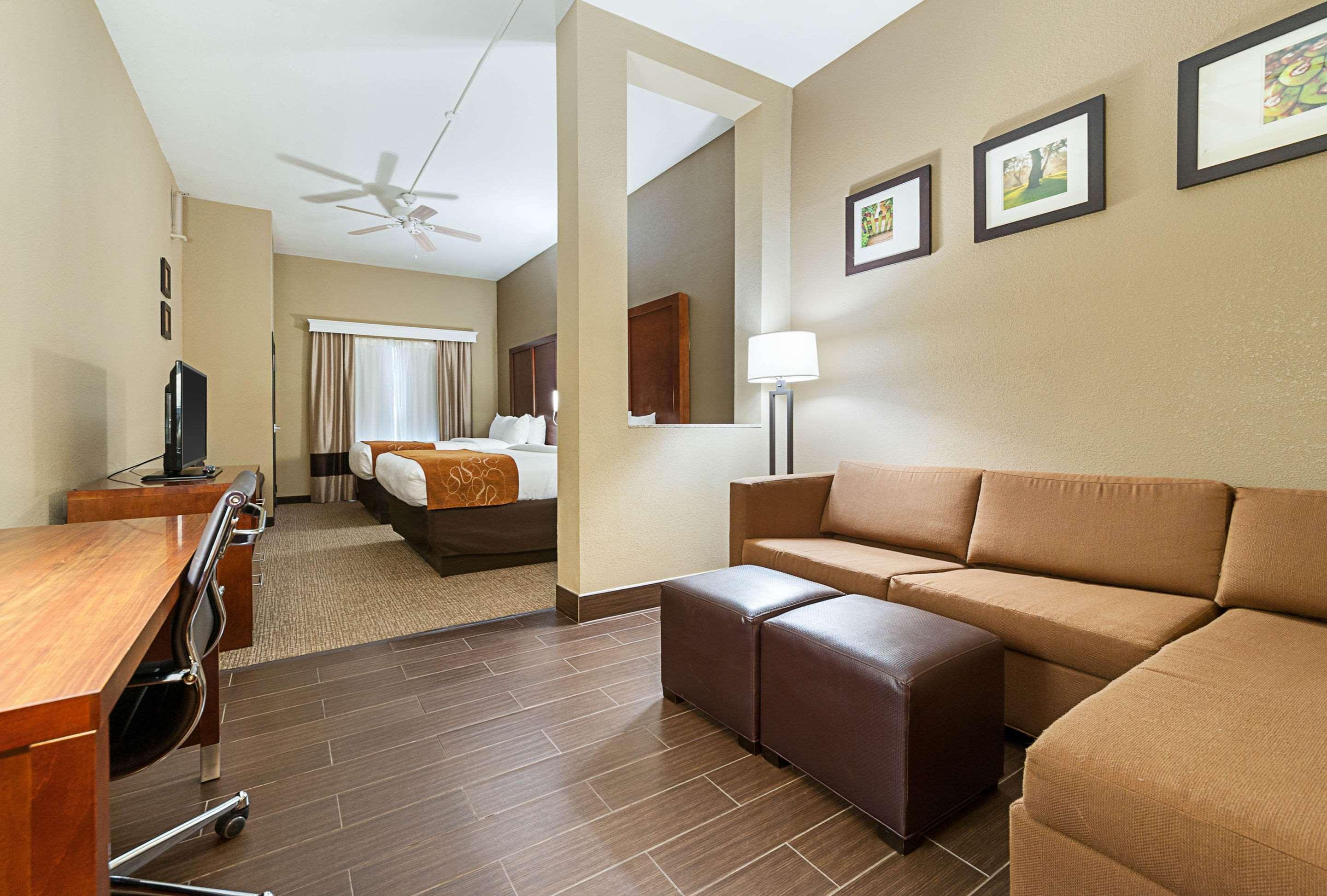 Comfort Suites Batesville Extérieur photo