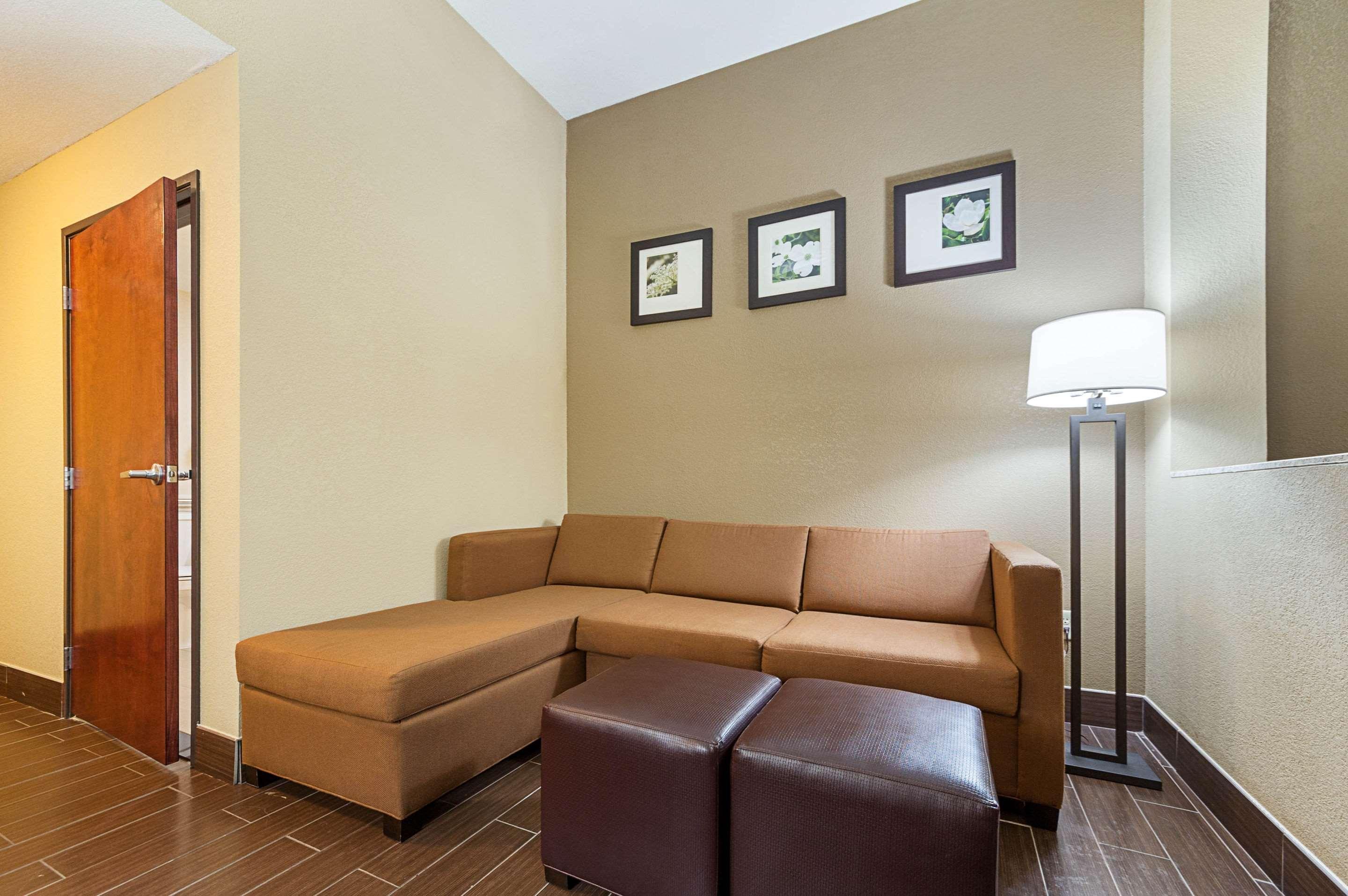 Comfort Suites Batesville Extérieur photo