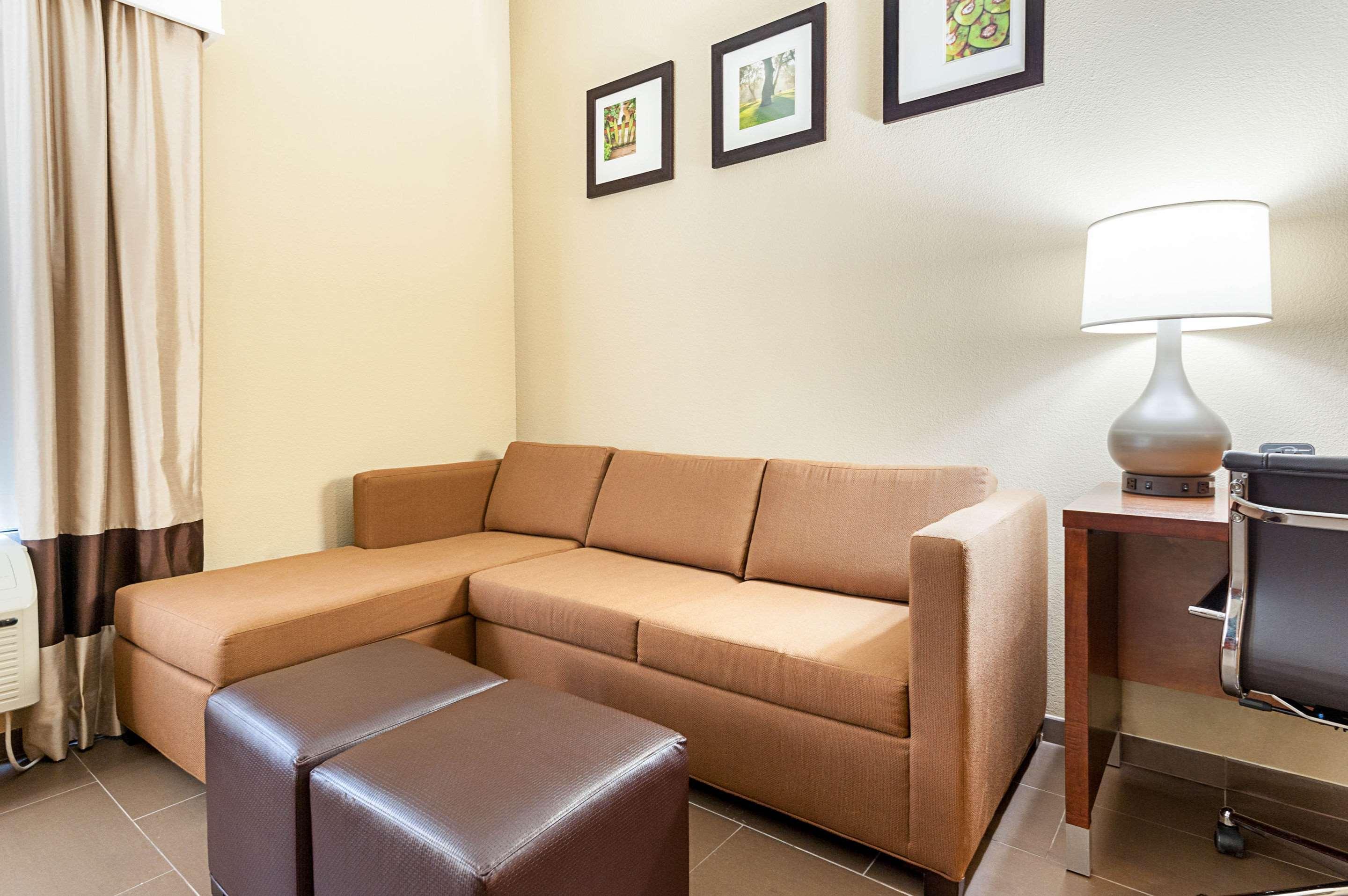 Comfort Suites Batesville Extérieur photo
