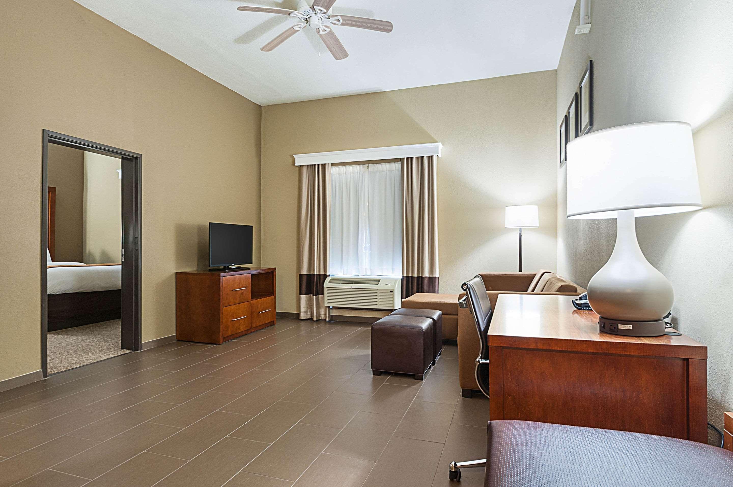 Comfort Suites Batesville Extérieur photo